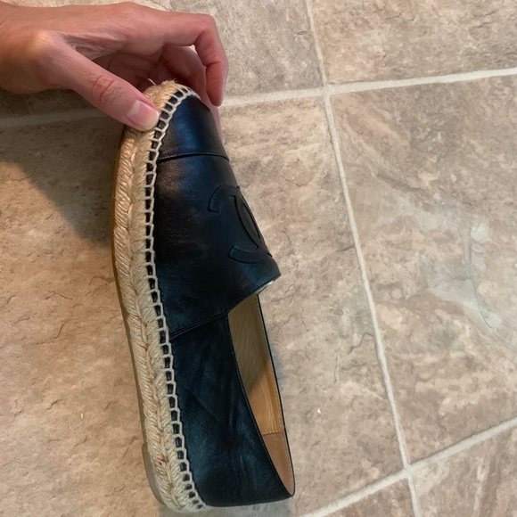 CHANEL ESPADRILLES Lambskin Leather Black size 37 - Picture 3 of 6
